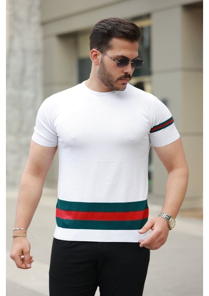 Erkek Bisiklet Yaka Bel ve Kol Şerit Desenli Kısa Kollu Tişört