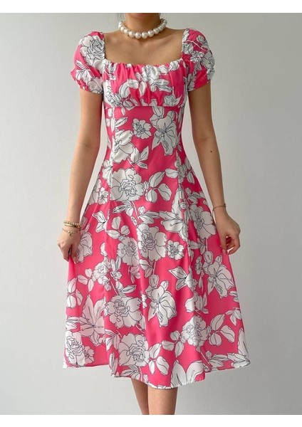 Kare Yaka Çiçekli Elbise fiyatları