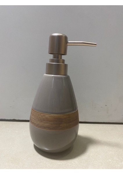 Porselen Sıvı Sabunluk – Şık Banyo ve Mutfak Aksesuarı 250 ml
