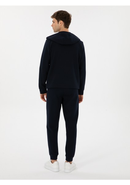 Erkek Lacivert Slim Fit Pamuk Karışımlı Paçası Lastikli Eşofman Altı 50311677-VR033 indirimleri