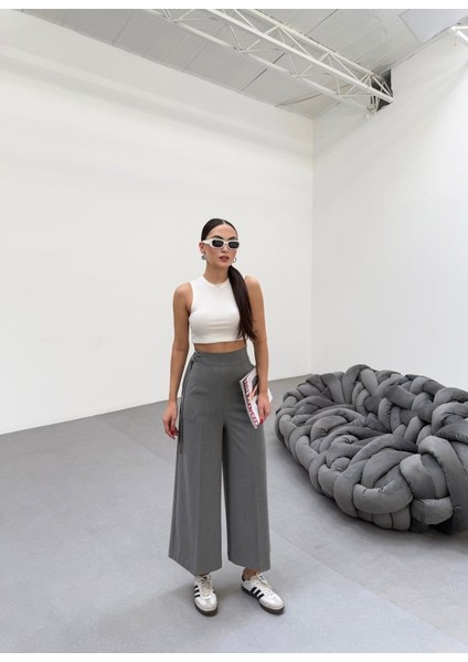 230 gr Poly Viscose Full Lycra Metal Toka Aksesuarli Pantolon