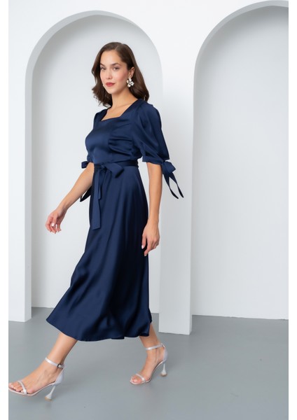 Kadın Lacivert Fiyonk Detay Midi Elbise modelleri