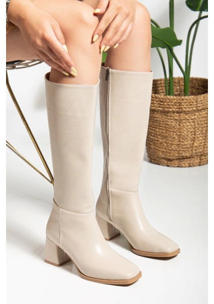 Bej Küt Burunlu Kadın Çizme fırsatları