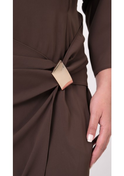 Kadın Kahverengi Aksesuar Detay Midi Davet Elbise fırsatları
