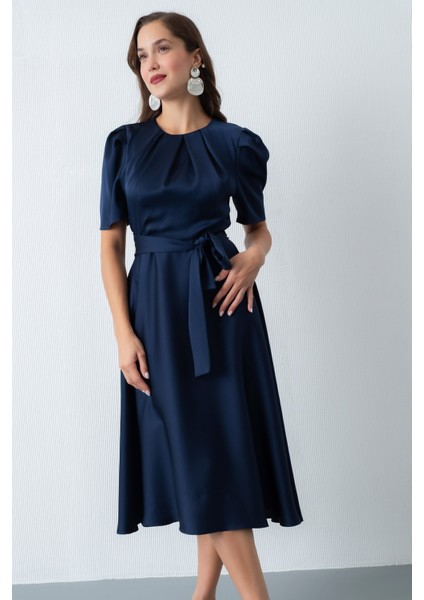 Kadın Lacivert Balon Kol Midi Saten Elbise modelleri