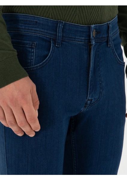 Erkek Açık Mavi Slim Fit Pamuk Liyosel Karışımlı Jean Pantolon 50308673-VR033 fiyatları