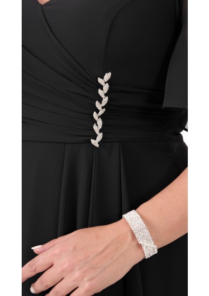 Kadın Siyah V Yaka Taşlı Büyük Beden Şifon Abiye Elbise fırsatları