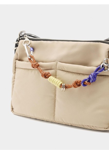 Charm'lı Teknik Kumaş Çapraz Çanta fiyatları