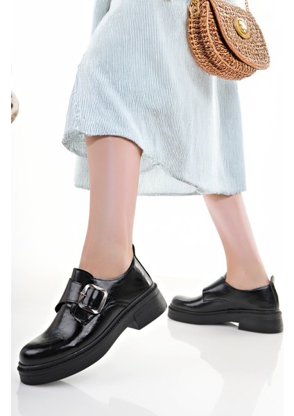 BAHRİNA Kadın Yandan Tokalı Makosen Loafer Ayakkabı