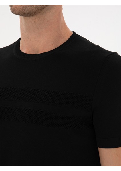 Erkek Siyah Slim Fit Bisiklet Yaka Triko T-shirt 50311875-VR046