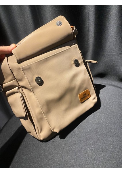 4 Gözlü Su Itici El ve Sırt Çantası modelleri