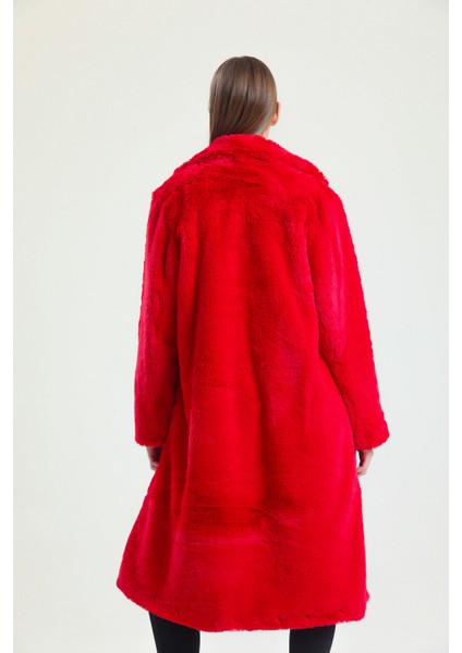 Ingiliz Yaka Peluş Kürk Manto