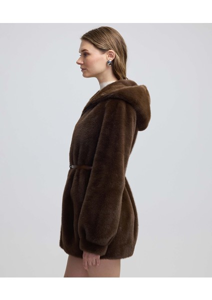 Kapüşonlu Suni Kürk IW6240012068074 modelleri