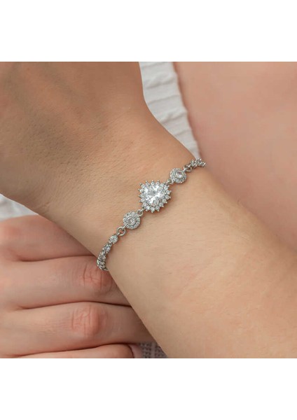 925 Ayar Gümüş Kalpli Su Yolu Kadın Bileklik T8771 fırsatları