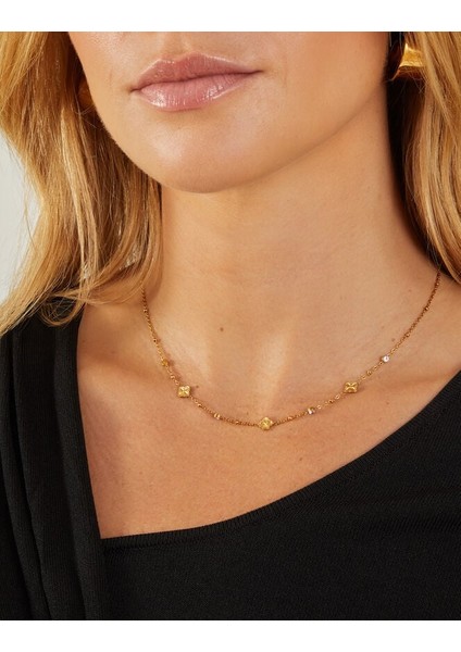 Z Taşlı Çiçekli Kolye Altın Kaplama modelleri