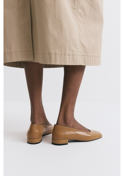 Babet 2530 - Mini Topuklu Karamel Kadın Babet fiyatları