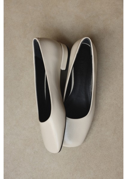 Babet 2530 - Mini Topuklu Kemik Kadın Babet