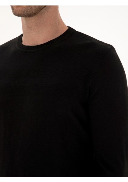 Erkek Siyah Slim Fit Pamuk Karışımlı Bisiklet Yaka Triko Kazak 50318982-VR046