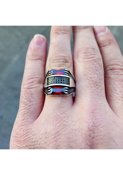 925 Ayar Gümüş Kırmızı Baget Taşlı Erkek Yüzük fırsatları