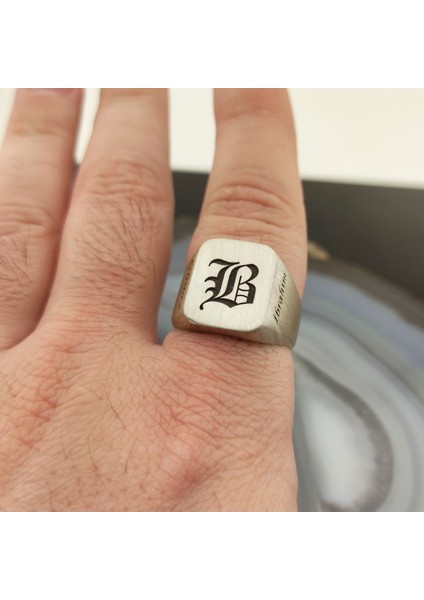 925 Ayar Gümüş Kişiye Özel Işlemeli Oksitli Erkek Yüzük modelleri