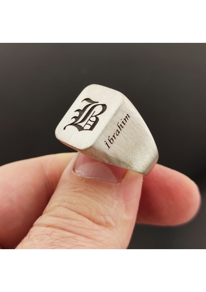 925 Ayar Gümüş Kişiye Özel Işlemeli Oksitli Erkek Yüzük indirimleri