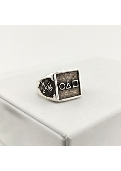 925 Ayar Gümüş Özel Tasarım Sembol ve Harf Detaylı Erkek Yüzük modelleri