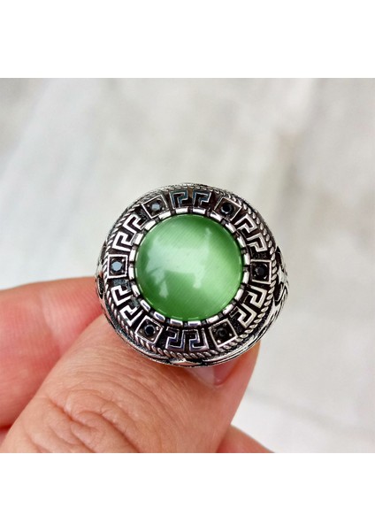 925 Ayar Gümüş Kedi Gözü Taşlı Kılıç Motifli Mikro Taş Işlemeli Erkek Yüzük