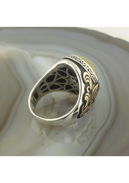 925 Ayar Gümüş Sarı Taşlı Zambak Işlemeli Erkek Yüzük fırsatları