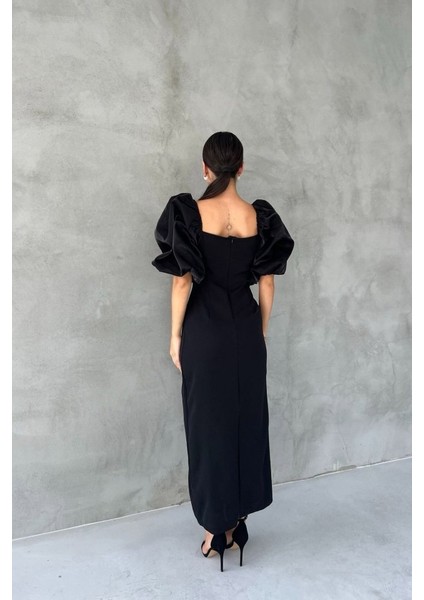 Siyah Işlemeli Kolu Garnili Elbise fiyatları