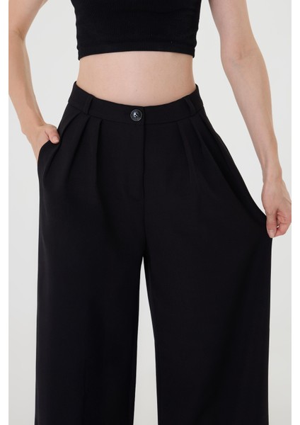 Kadın Siyah Pile Detaylı Palazzo Pantolon