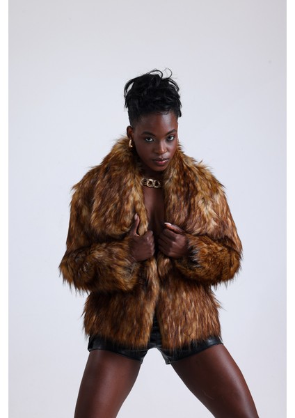 Geniş Yaka Kalın Kürk Mont Kaban