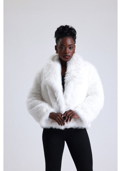 Geniş Yaka Kalın Kürk Mont Kaban