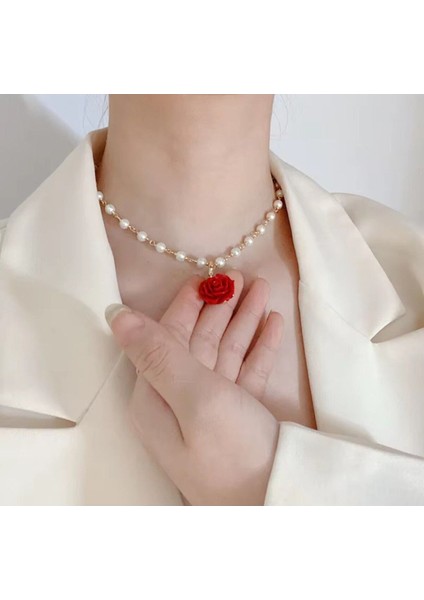 Kırmızı Çiçek Detaylı Inci Kadın Kolye - Zarif ve Şık