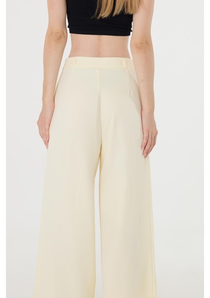 Kadın Sarı Pile Detaylı Palazzo Pantolon fırsatları