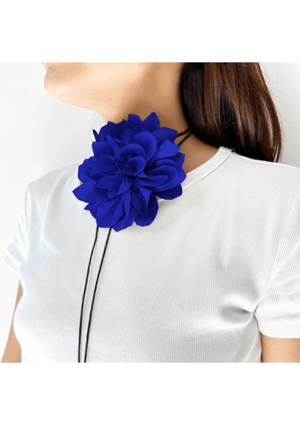 Şık ve Rahat Bağcıklı Çiçek Choker Kolye ile Tarzınızı Yansıtın