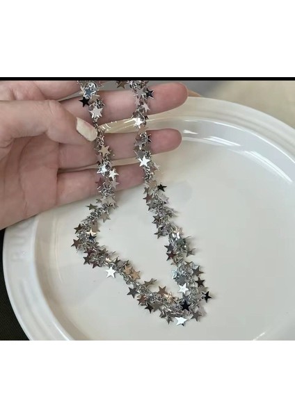 Çoklu Yıldız Model Kadın Kolye - Şıklığınızı Tamamlayın