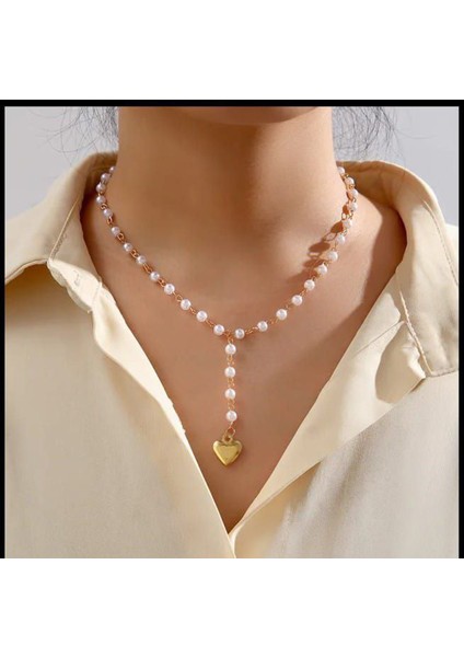 Şıklığınızı Tamamlayacak Inci Kelebek Kolye