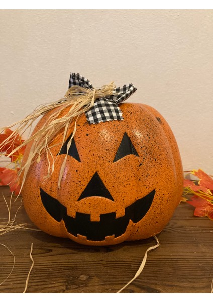 Balkabağı (Kabak) Temalı Cadılar Bayramı Bahçe Dekorasyonu - Turuncu Benek