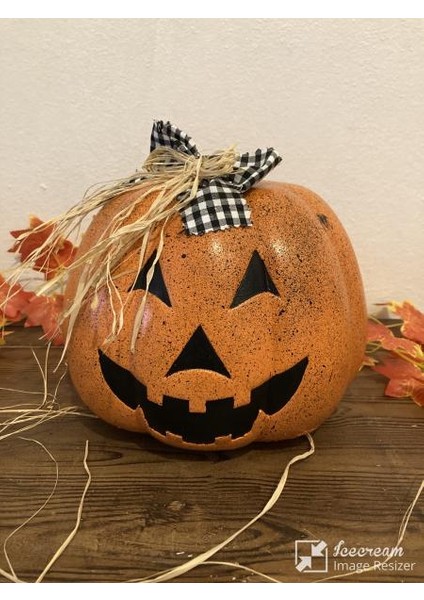 Balkabağı (Kabak) Temalı Cadılar Bayramı Bahçe Dekorasyonu - Turuncu Benek