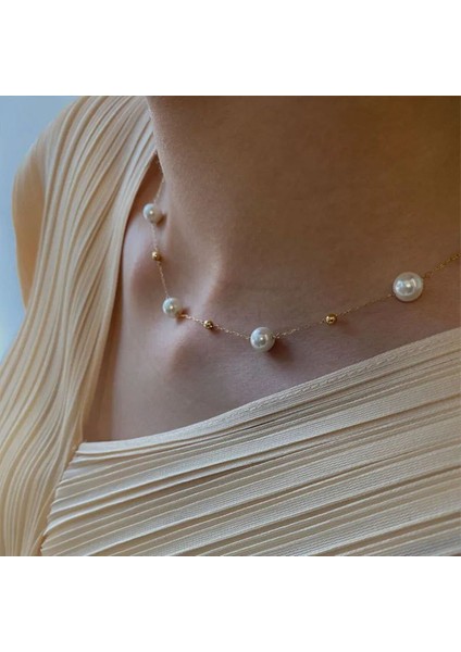 Şıklığınızı Tamamlayacak Incili Zincir Kolye