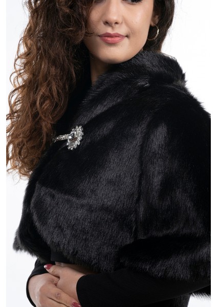 Gizli Kollu Kürk Abiye Gelinlik Üstü Broşlu Etol Bolero