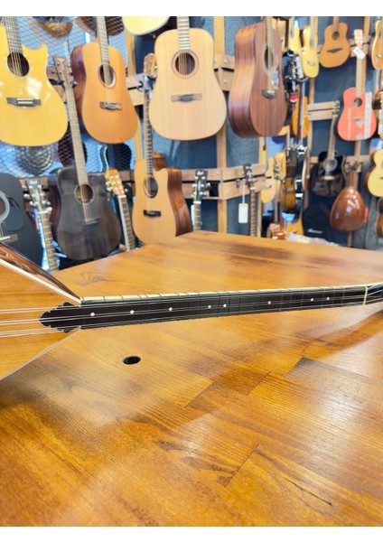 Kısa Sap Üst Seri Profesyonel Venge Bağlama