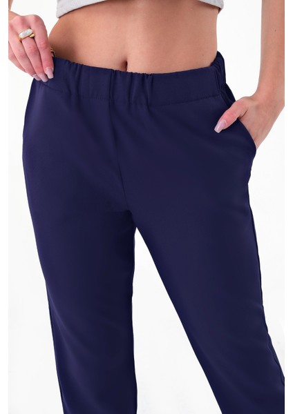 Kadın Lacivert Beli Lastikli Dar Kesim Pantolon indirimleri