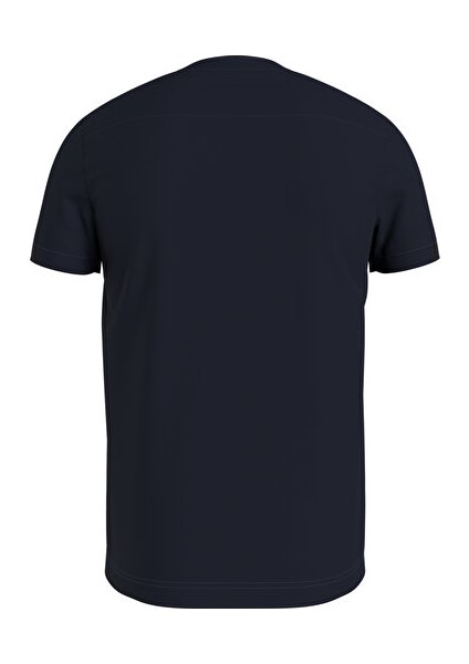 Erkek Tech Essentials T-Shirt modelleri