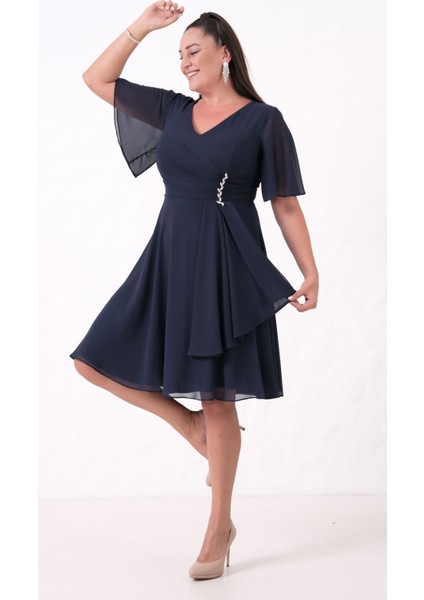 Kadın Lacivert V Yaka Taşlı Büyük Beden Şifon Abiye Elbise