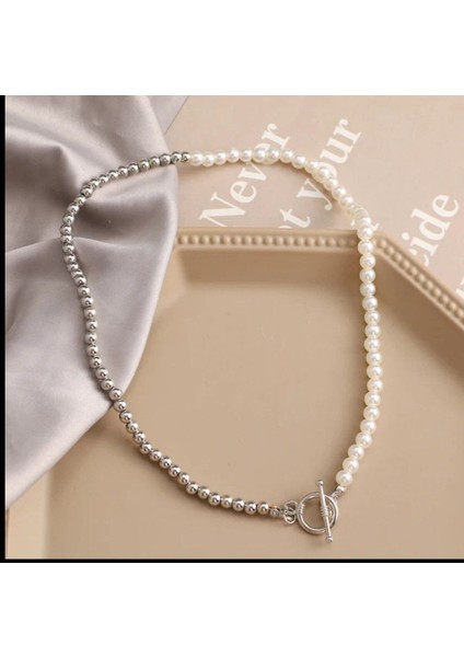 Şıklığı ve Zarafeti Yansıtan Incili Boncuk Kadın Kolye