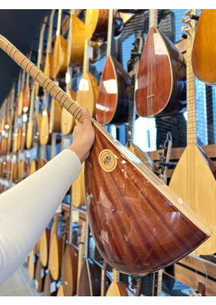 Kısa Sap Yarı Profesyonel Maun Bağlama Jak Girişli