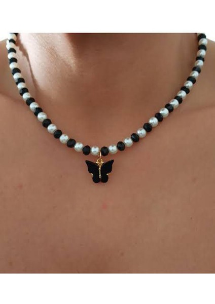 Zarif Inci Kelebek Kolye ile Şıklığınızı Tamamlayın