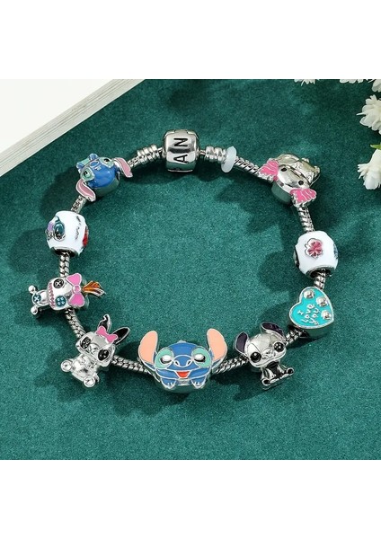 Pandora Tarz , Disney (Anime Lilo ve Stitch) Sevimli Karekterler Charmlı Bileklik, Ahşap Kutu Içerisinde