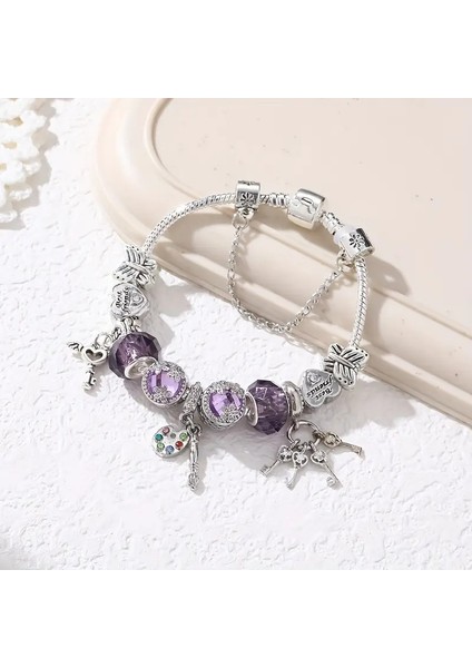 Pandora Tarz , Amatist Aşkın Anahtarı, Mor Charmlı Bileklik, Ahşap Kutu Içerisinde fırsatları